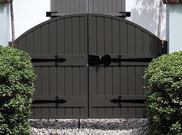 5 Reasons Why You’ll Want to Buy Your Next Gate from Palm Coast Shutters