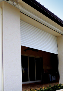Read more about the article Common Mistakes Homeowners Make When Installing Storm Shutters