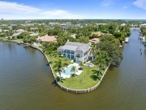 Read more about the article Best Shutter Designs for Coastal Homes